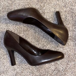 Brown worthington heals